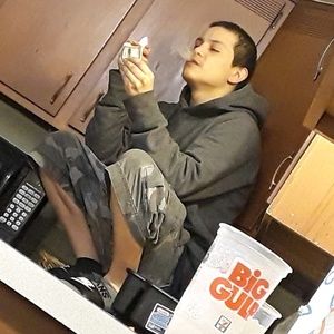 Meet your Posher, Cj